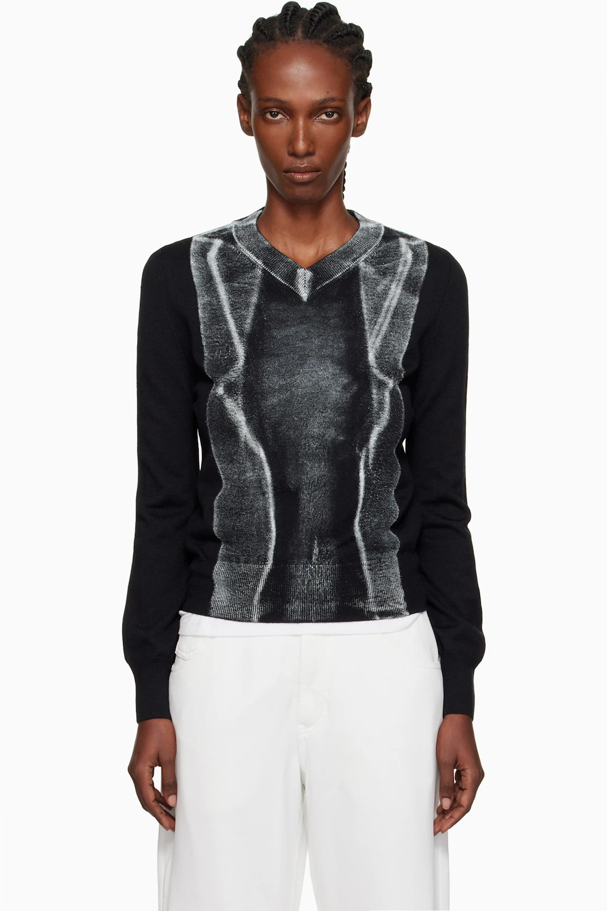 Black Folded Printed Gauge 14 V-neck Sweater