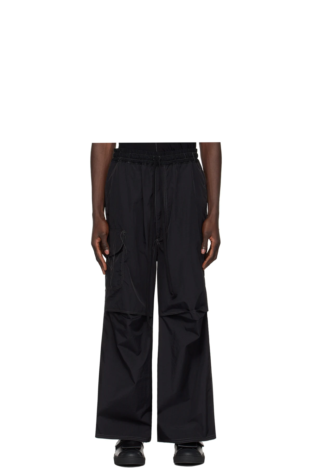 Black Loose Thread Trousers