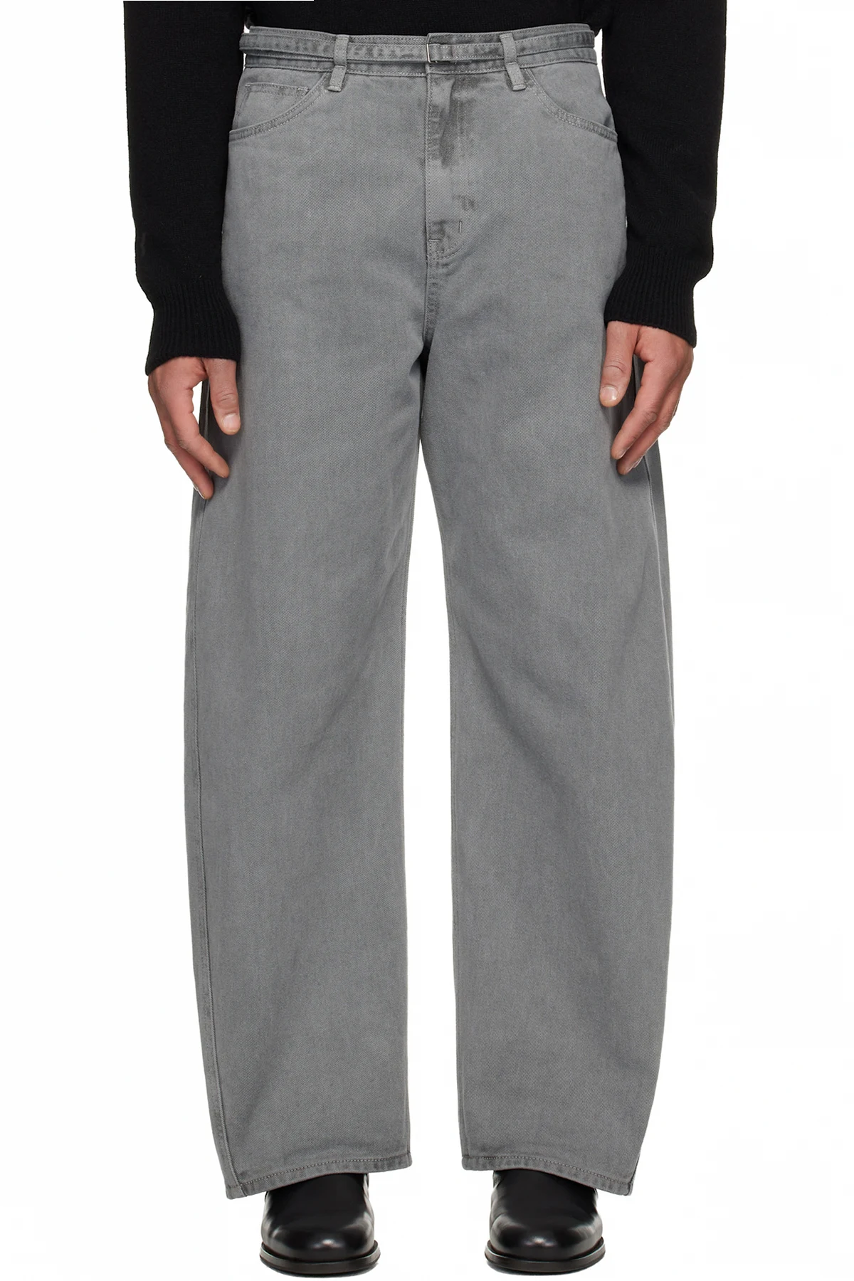 Gray Garment-Dyed Curved Jeans