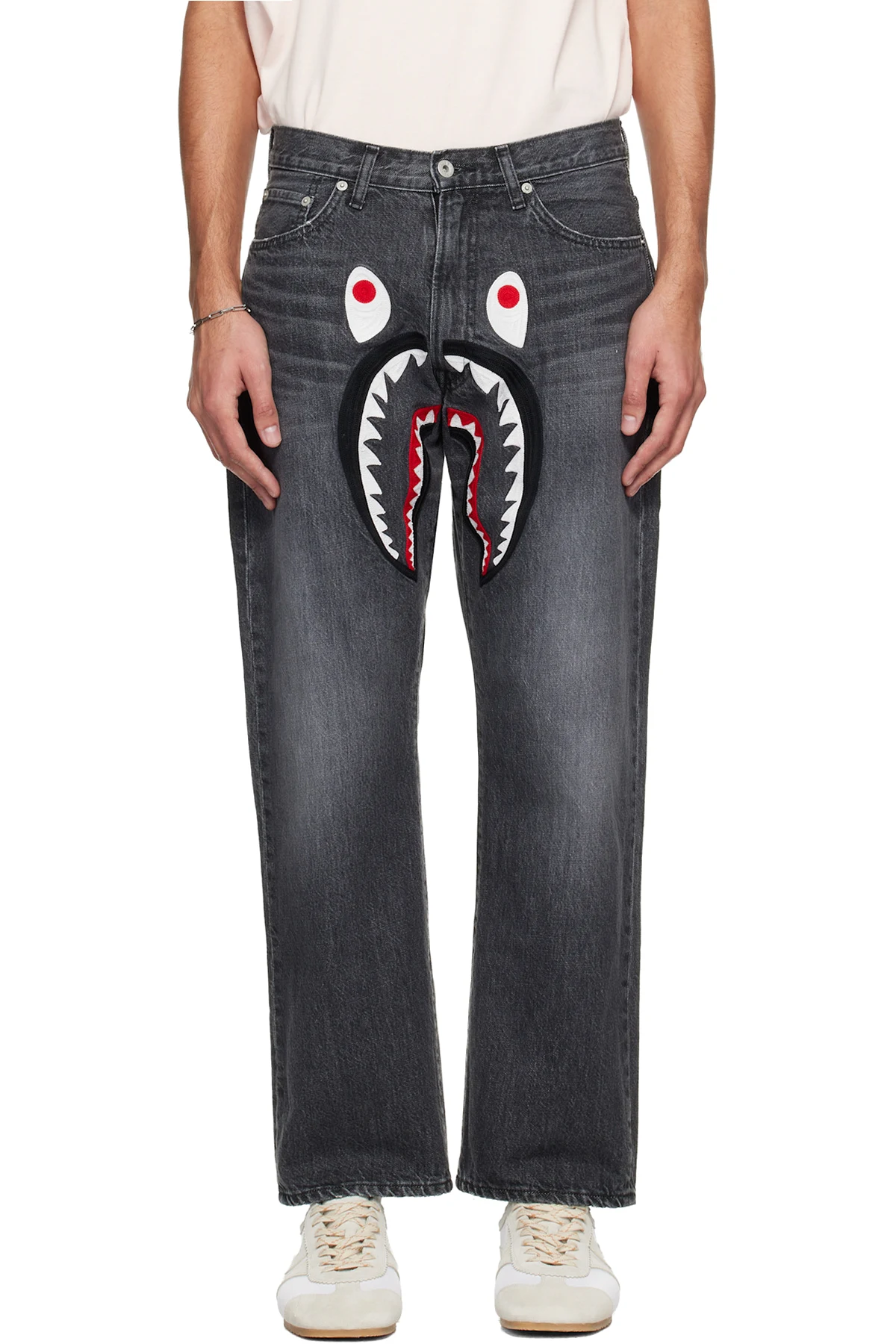 Black Shark Loose Fit 13 oz Jeans