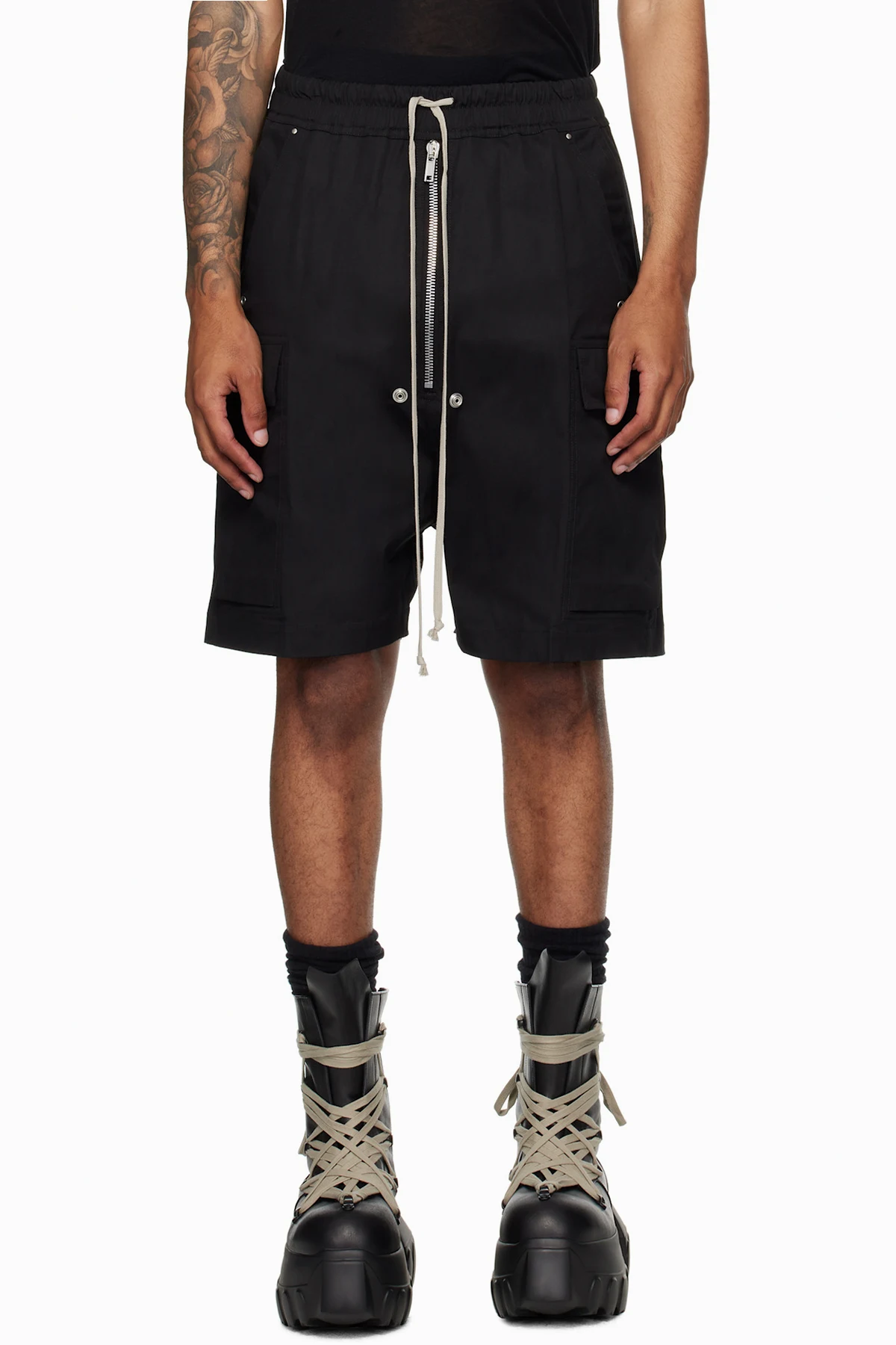 Black Concordians Cargobela Shorts