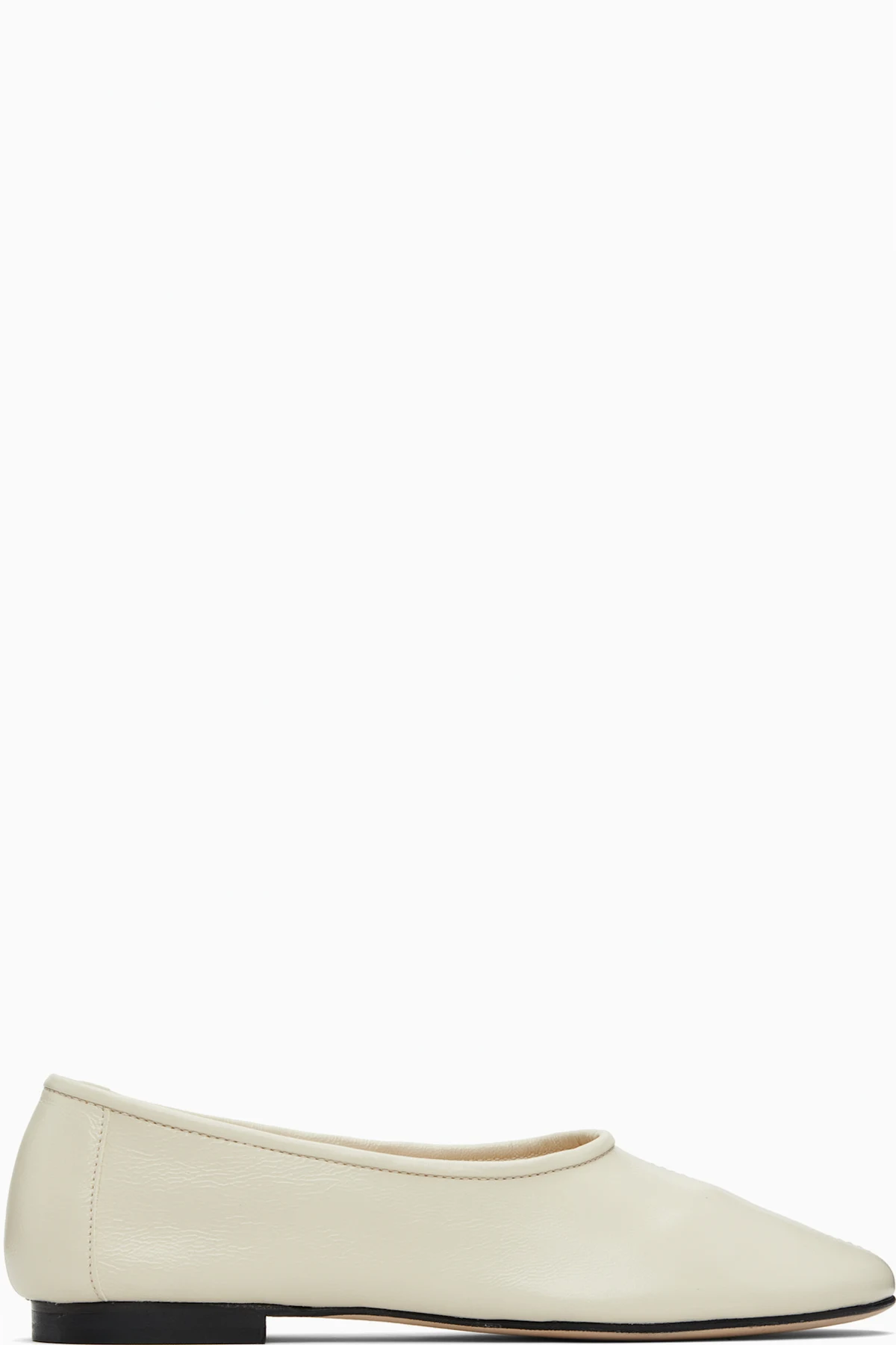 Off-White Prudence Creased Leather Ballerina Flats