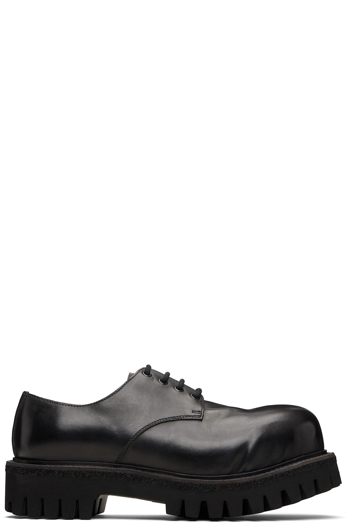 Black Horse Octa Low Derbys