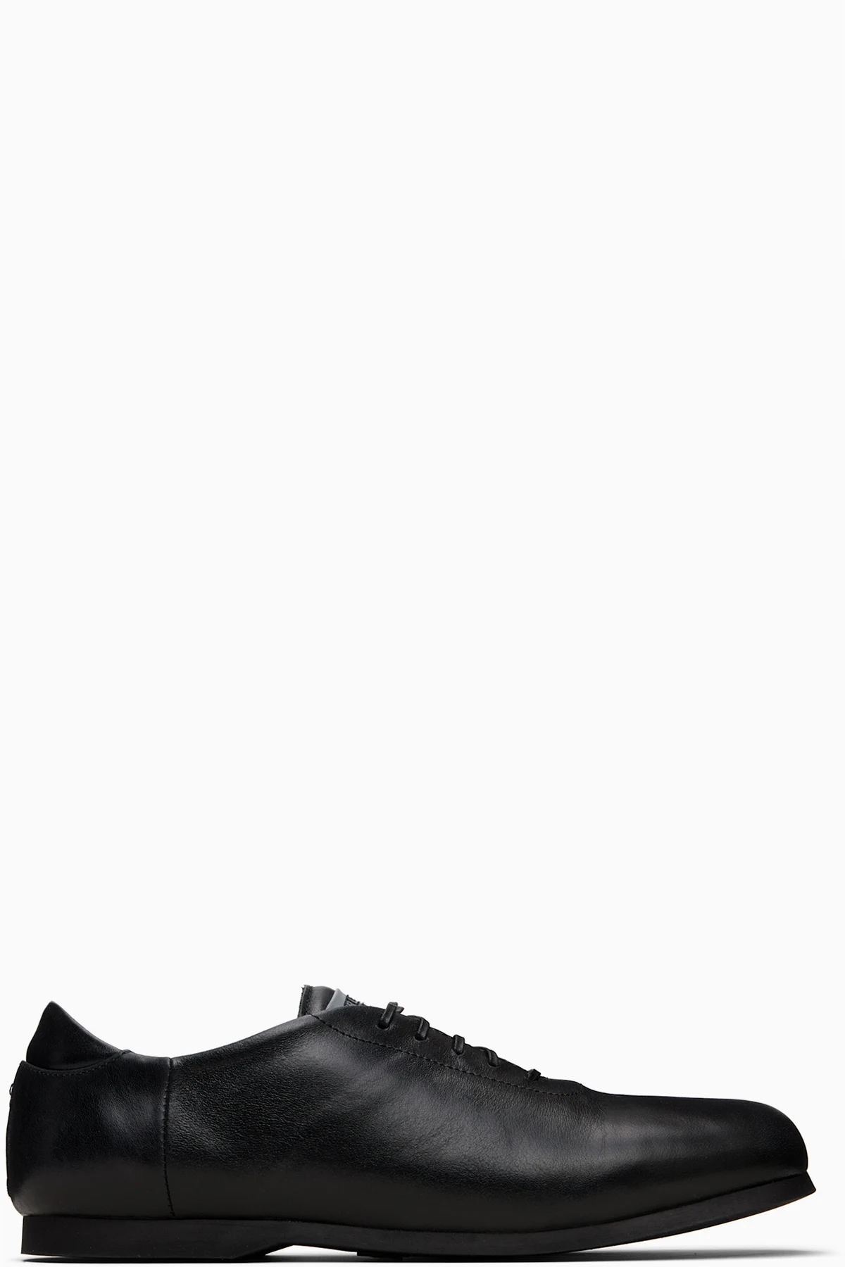 Black Sneak In Derbys