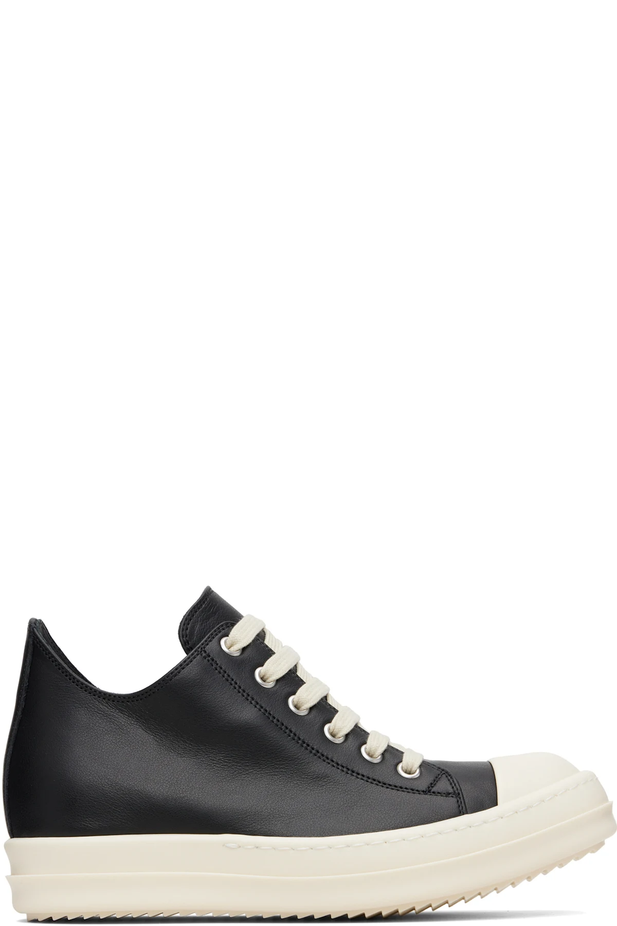 Black Concordians Low Sneaks Sneakers