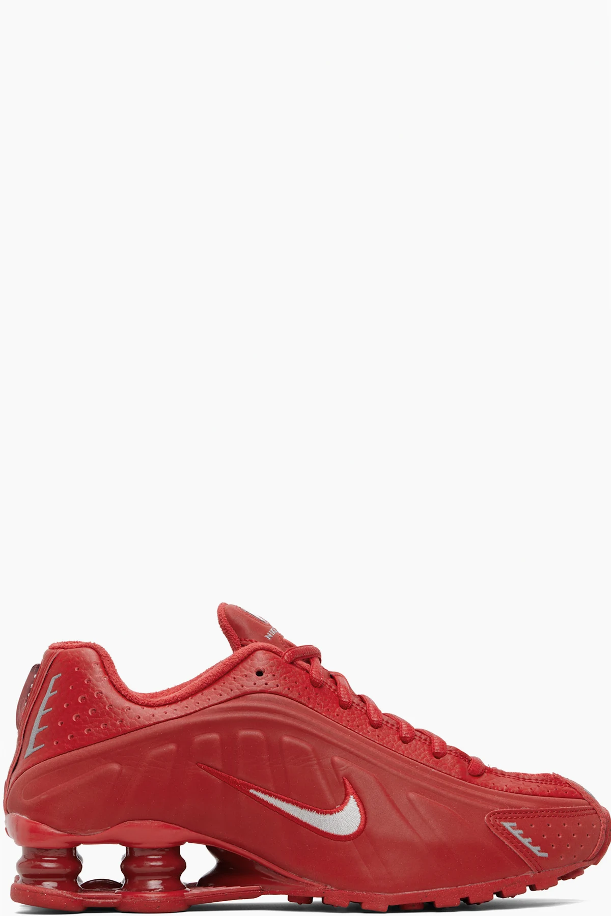 Red Shox R4 Sneakers
