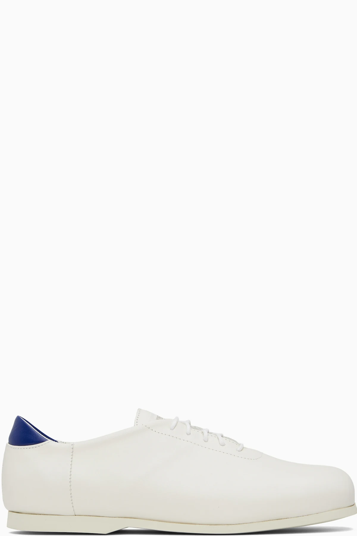 White Sneak In Sneakers