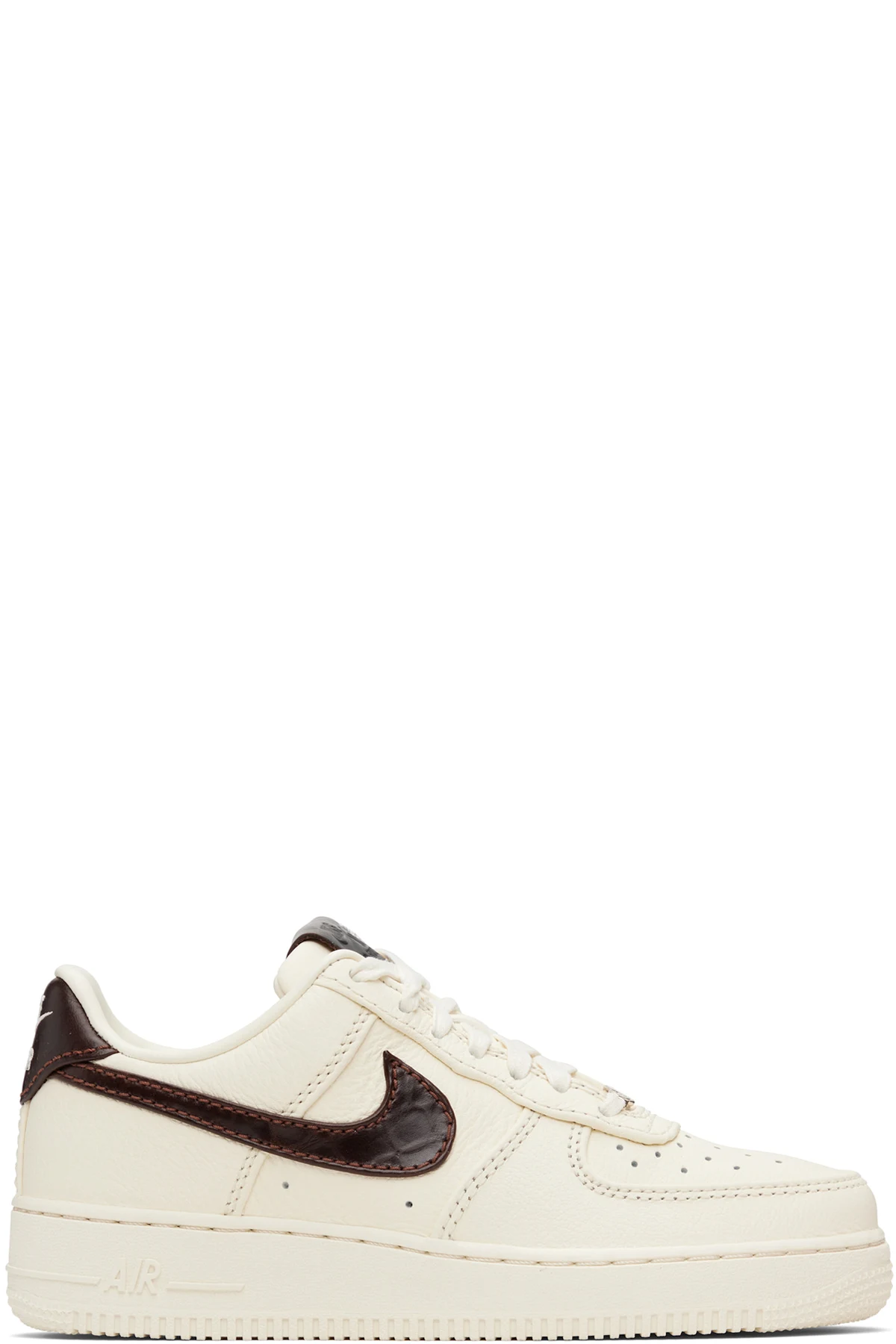 Off-White Air Force 1 '07 Sneakers
