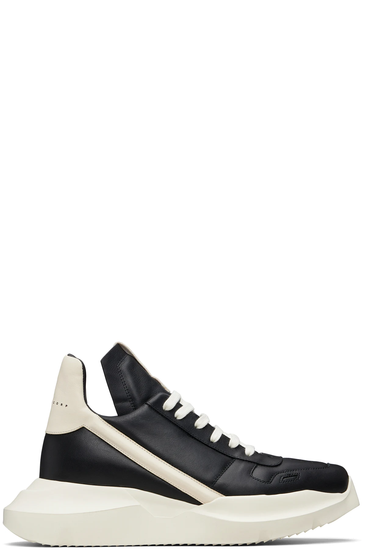 Black Temple Geth Runner Sneakers