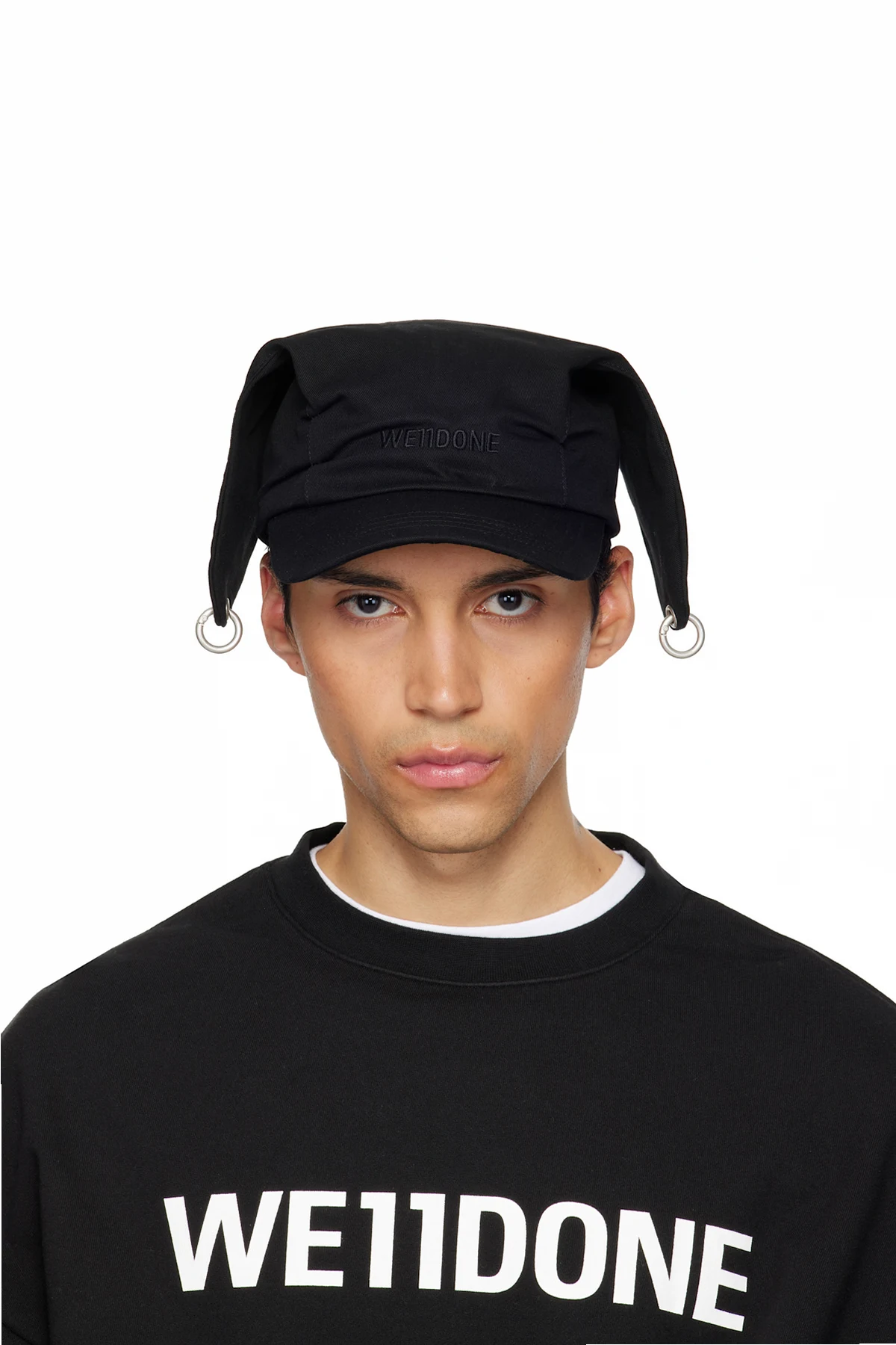 Black Ear Detailed Cap