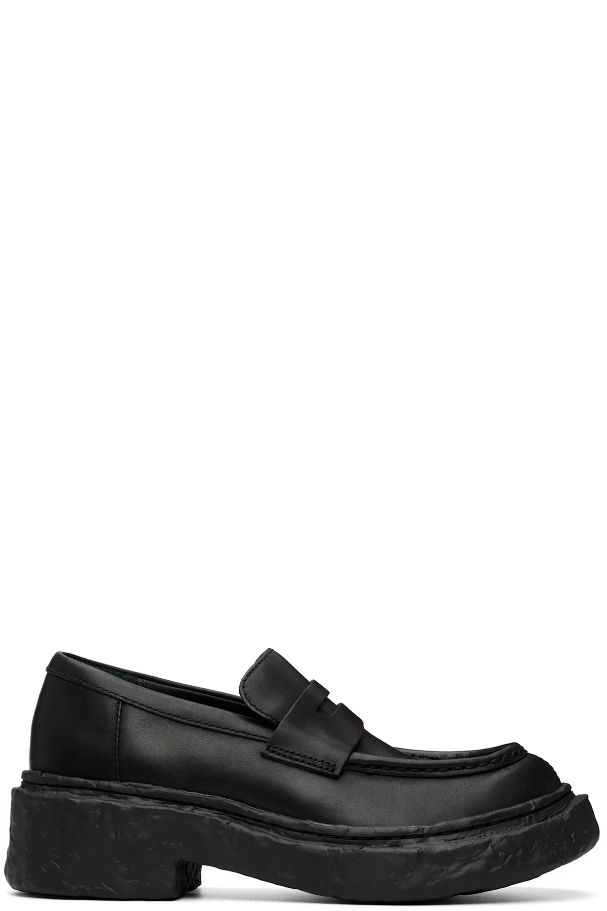 Black Vámanos Loafers