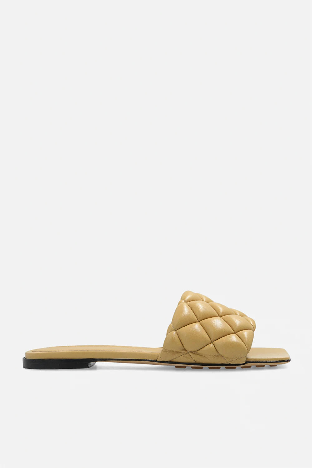 ‘Padded’ quilted slides
