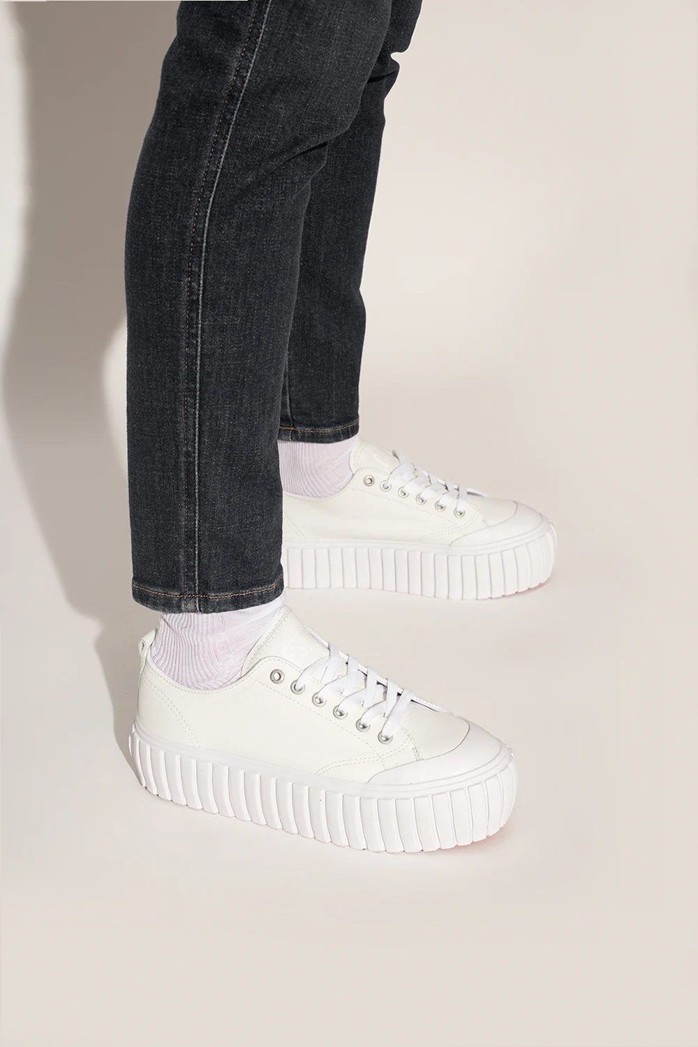 WHITE ‘S-HANAMI’ sneakers