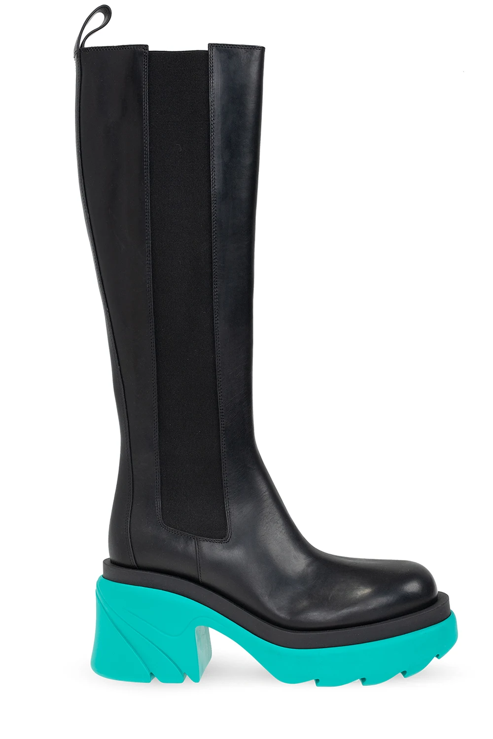 Heeled leather boots