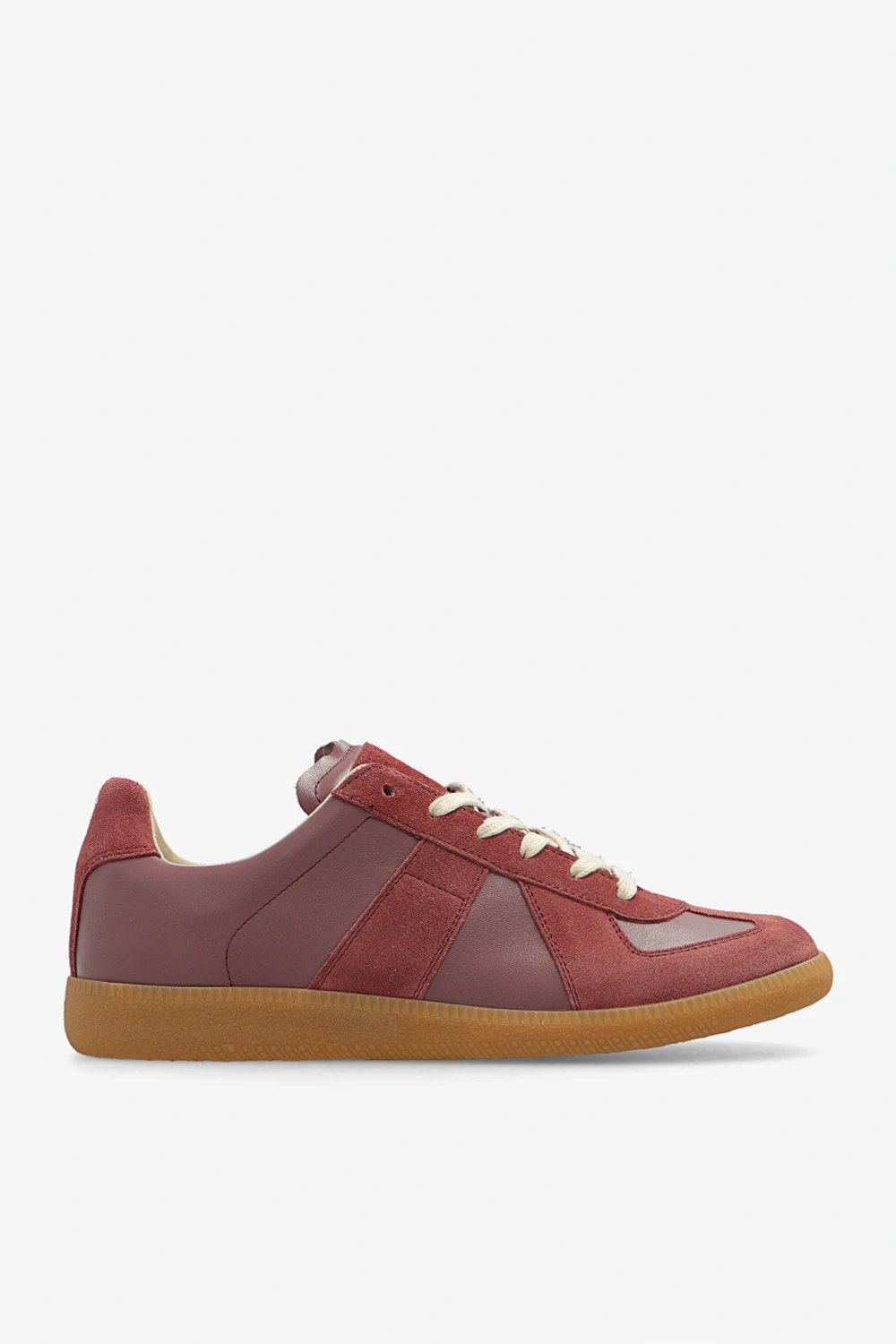 ‘Replica’ sneakers