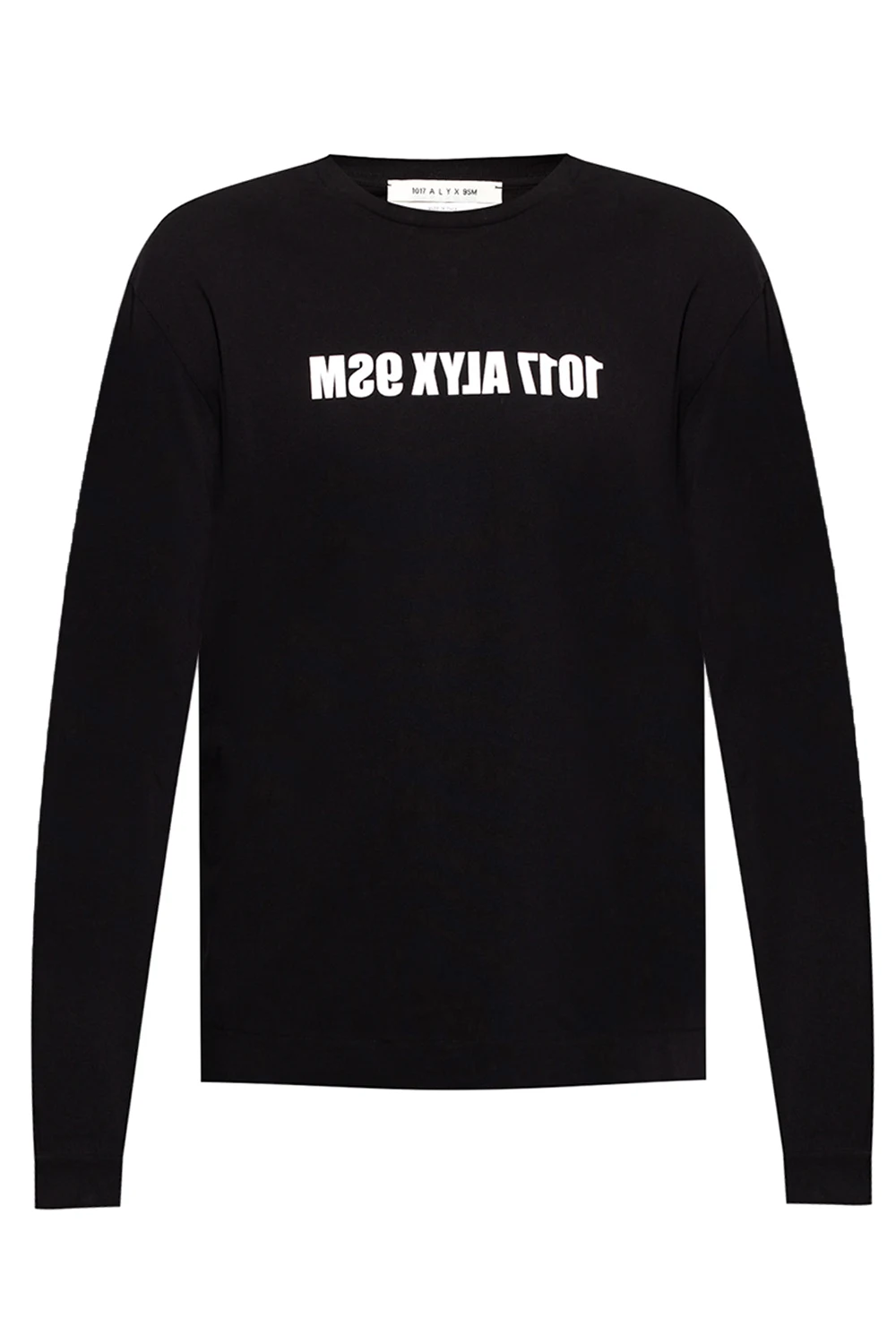 BLACK T-shirt with long sleeves
