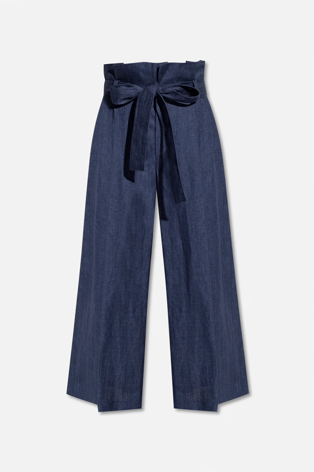 Wide-legged trousers