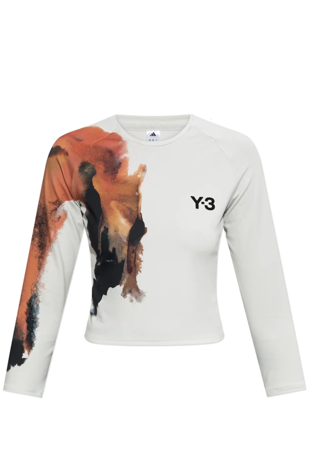 cream Top with "Z" logo