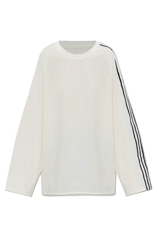 cream T-shirt with wide sleeves