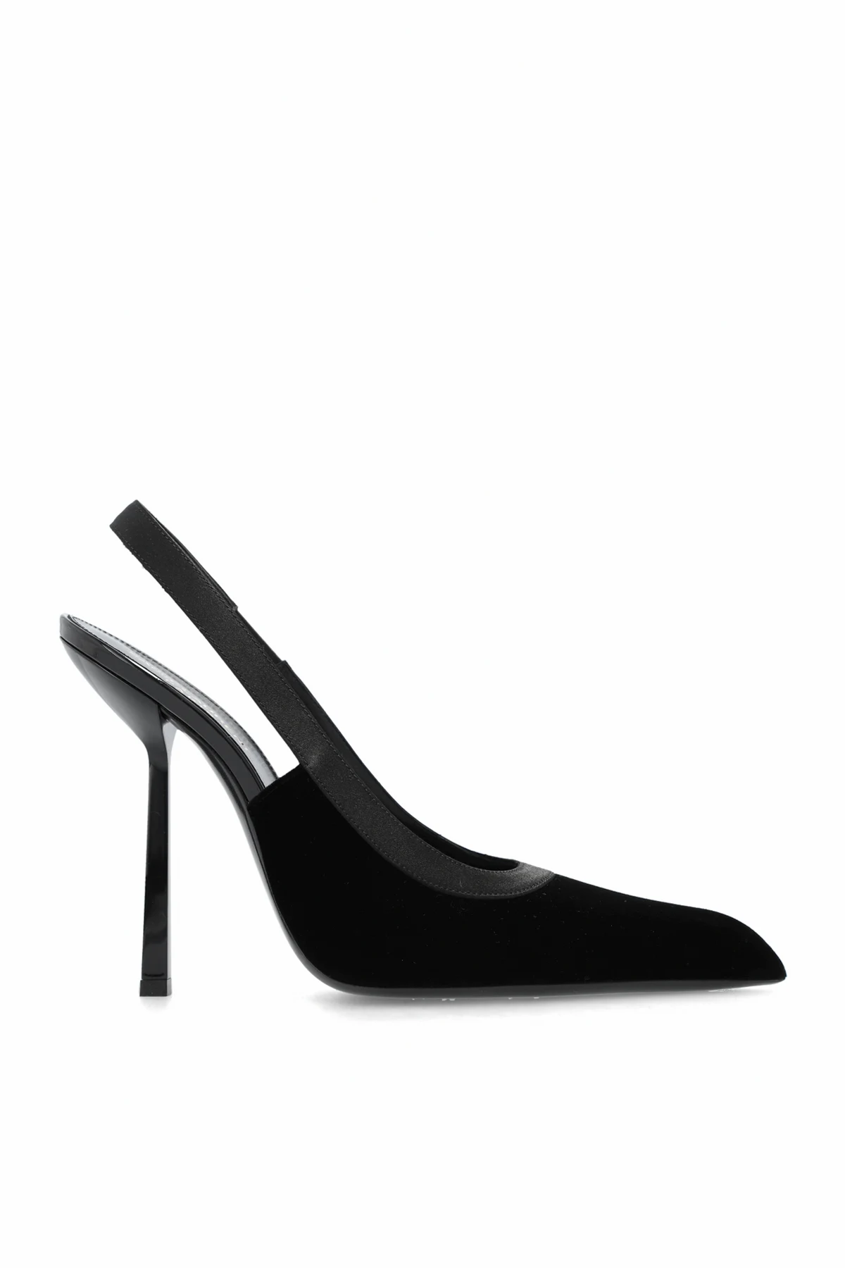 ‘Victoire’ pumps