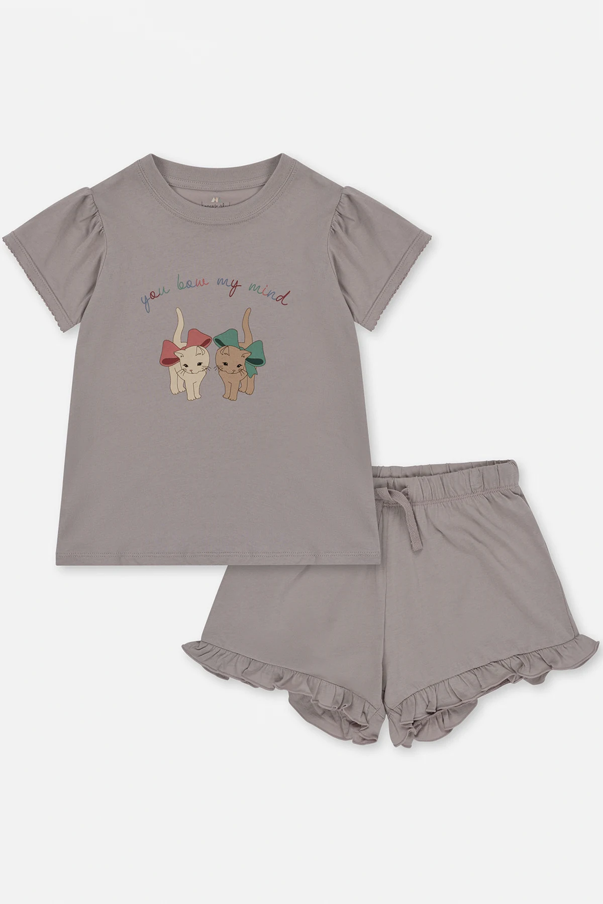 ‘Famo’ T-shirt & shorts