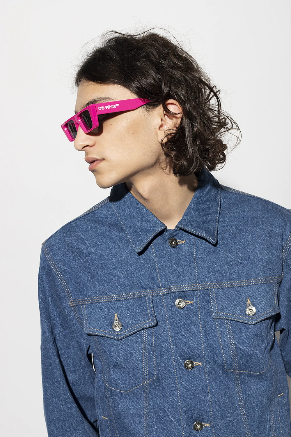 Sunglasses with logo