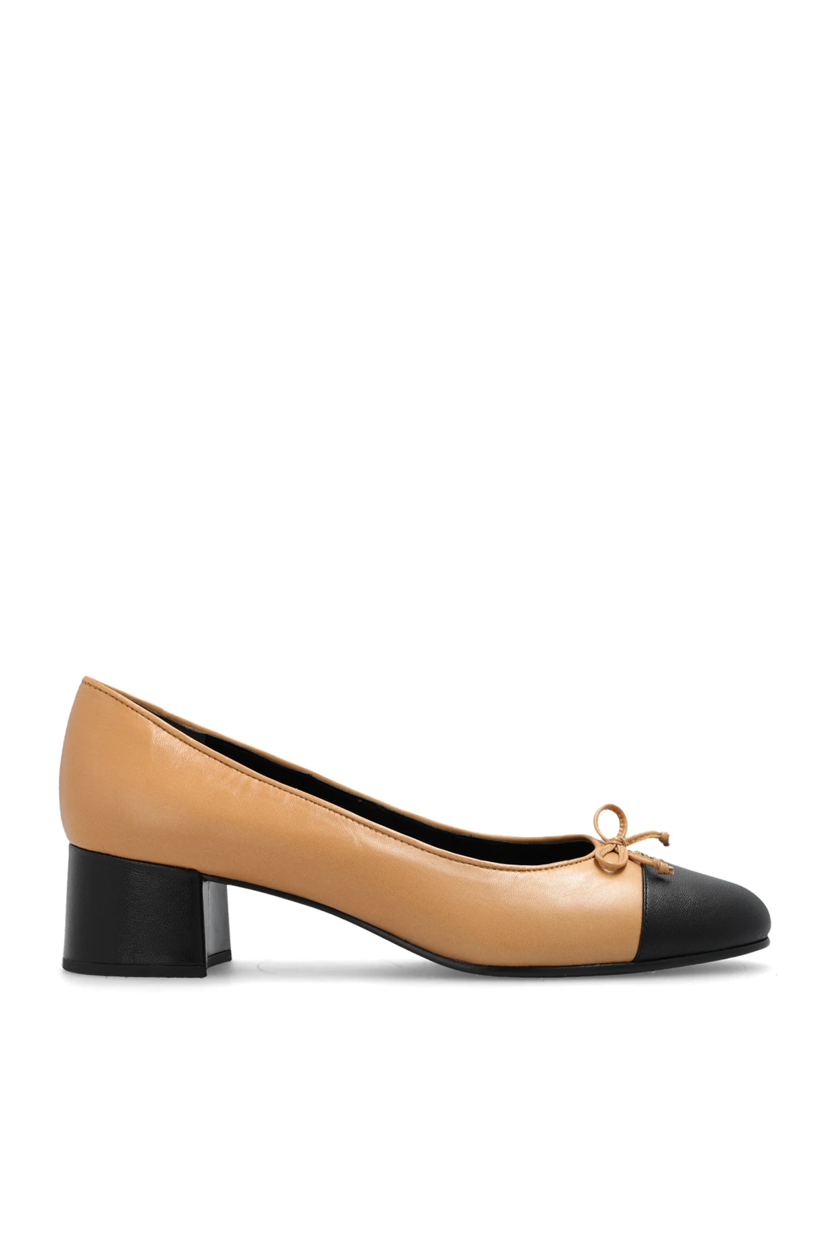 beige ‘Cap -Toe’ pumps