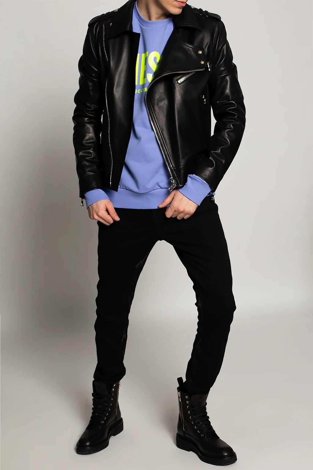 ‘D-Istort’ jeans with logo