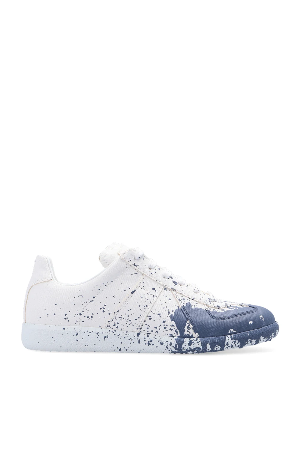 ‘Replica’ sneakers
