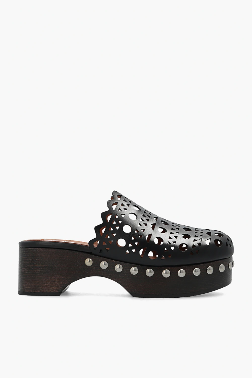 Cut-out clogs