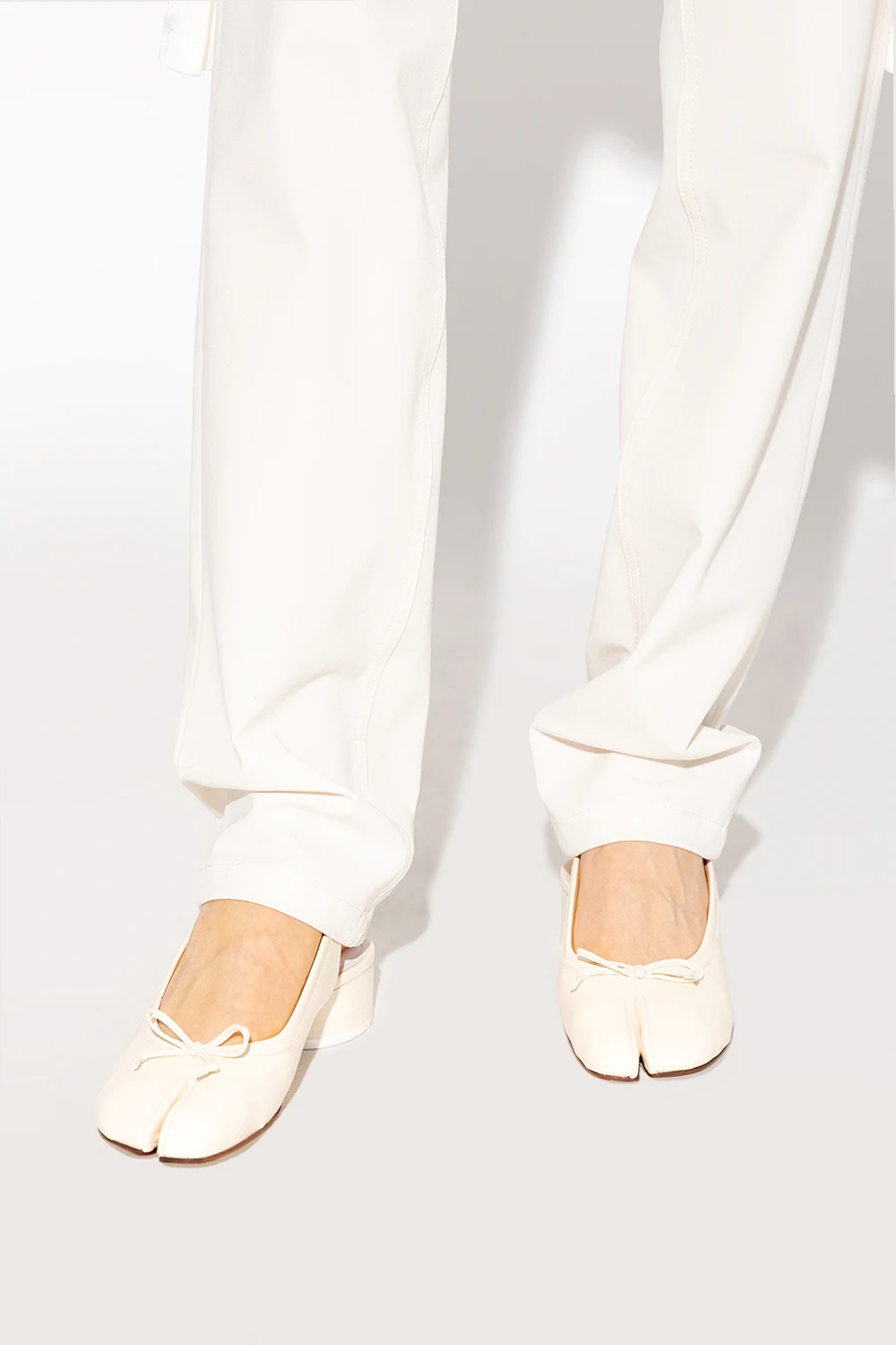 ‘Tabi’ split-toe pumps