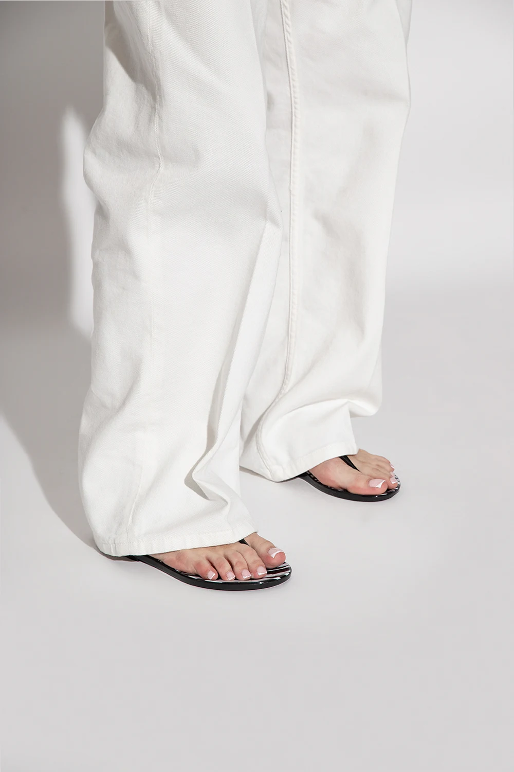Sandals with logo