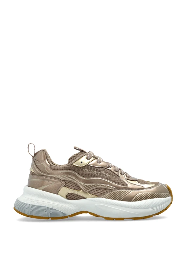 GOLD Sports shoes with logo