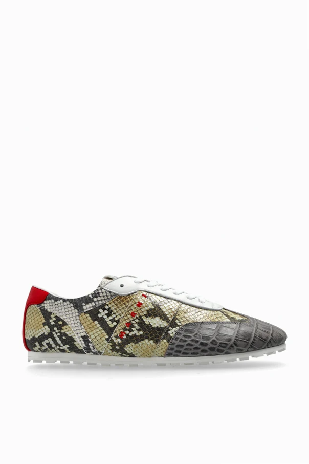 GRAU Sportschuhe mit Schlangenmotiv