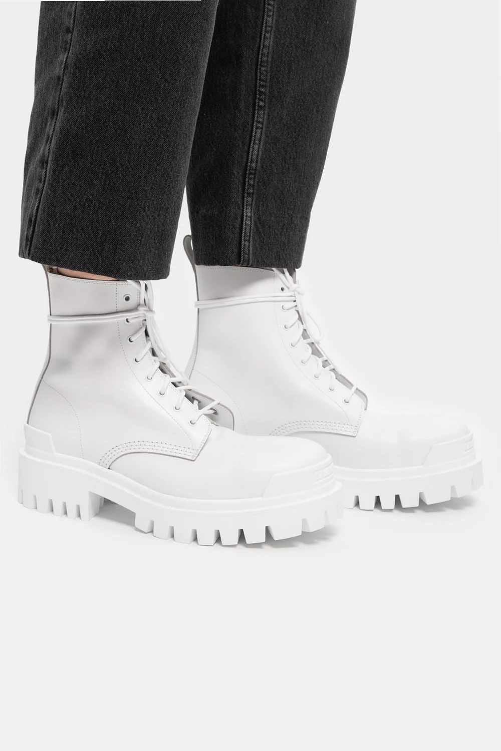 'Strike' leather boots