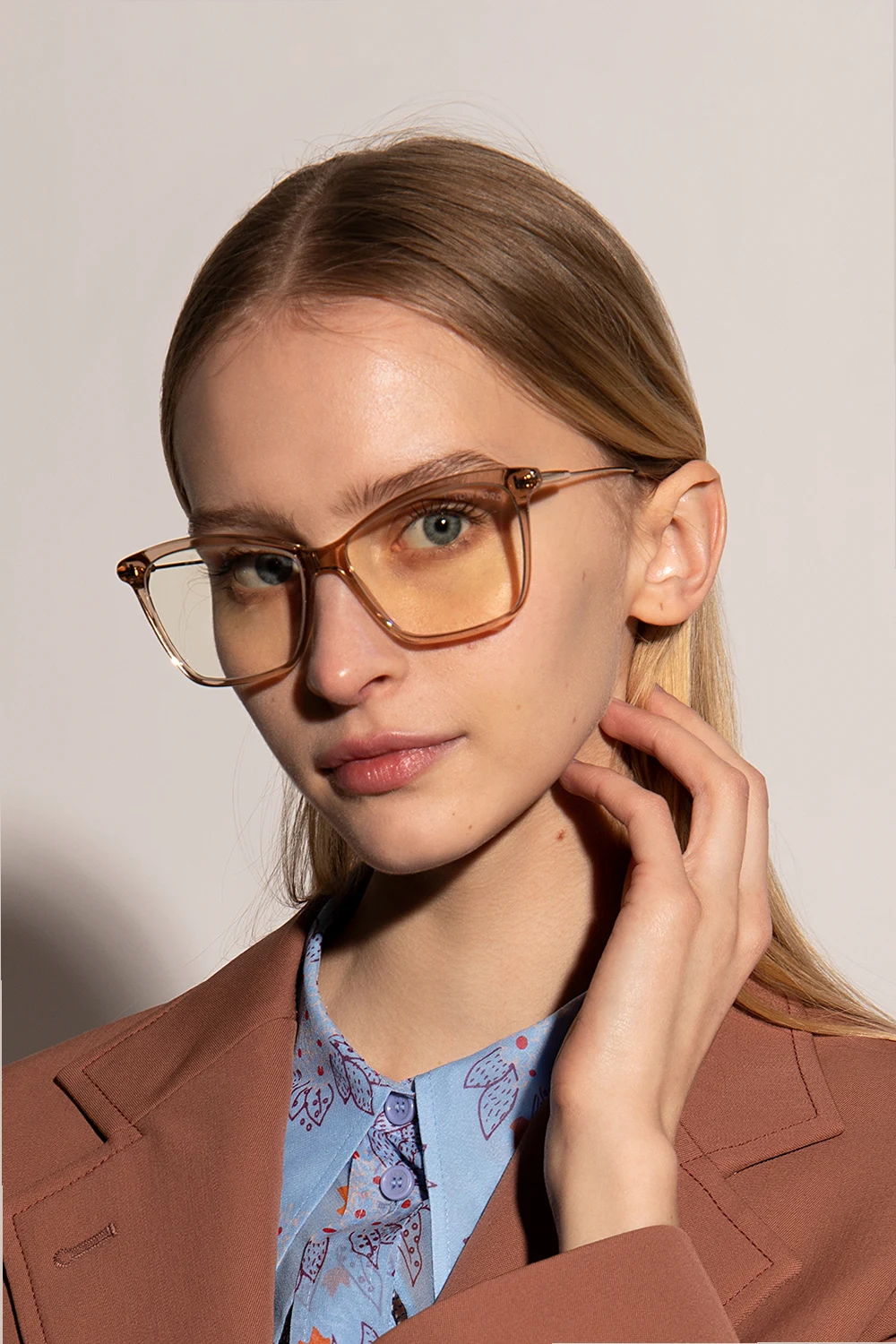 Okulary korekcyjne z logo