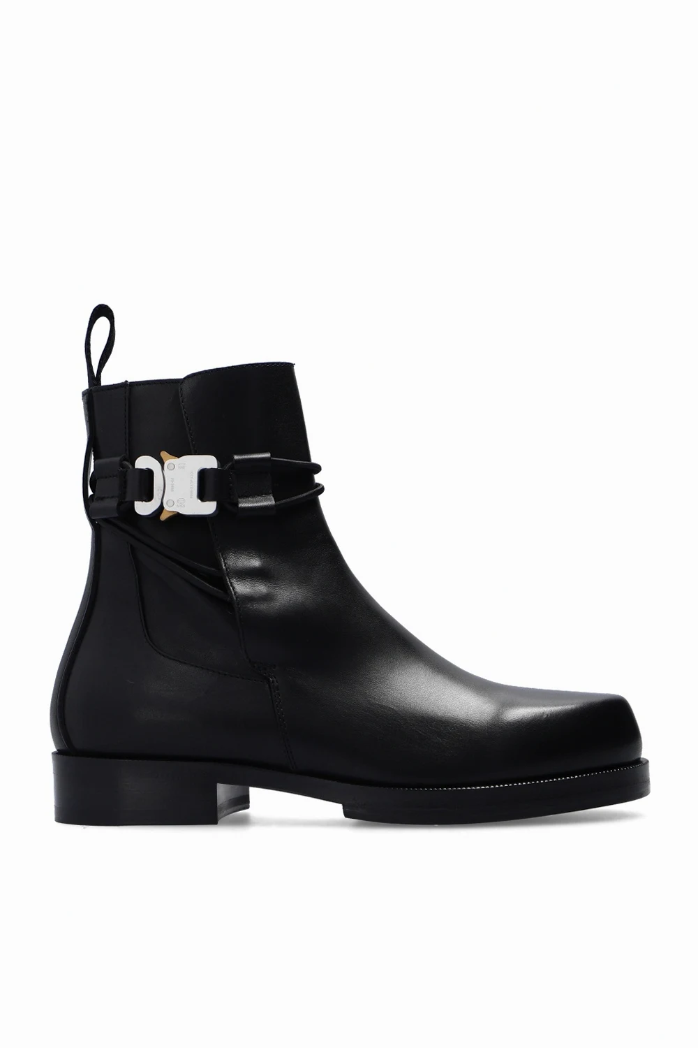 Ankle boots w/ rollercoaster buckle