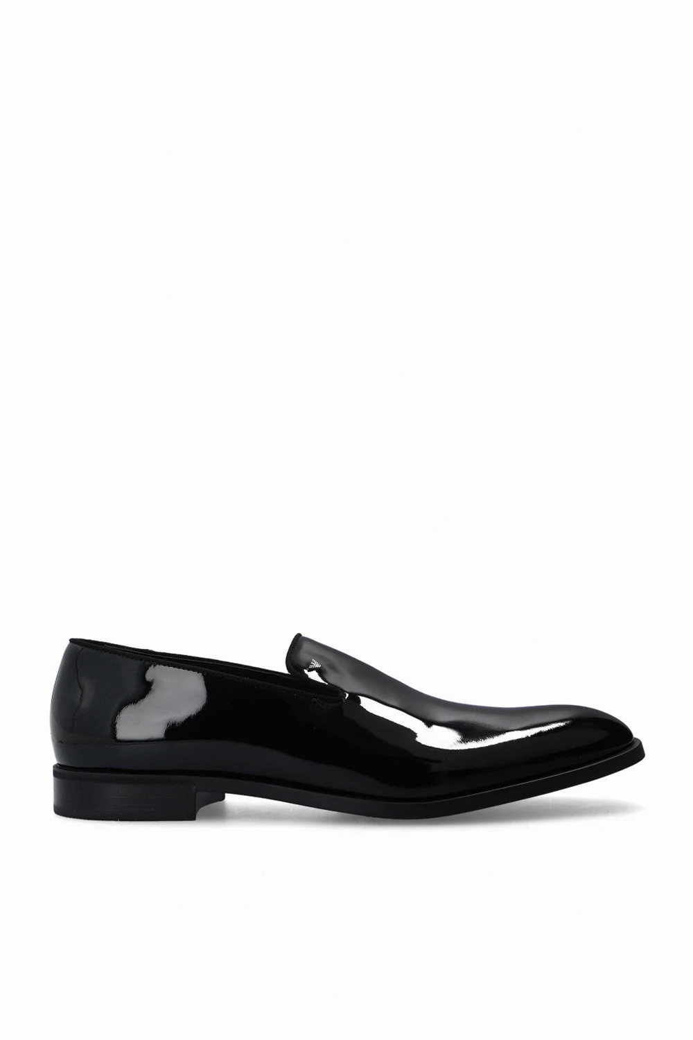 Lakierowane buty typu ‘loafers’
