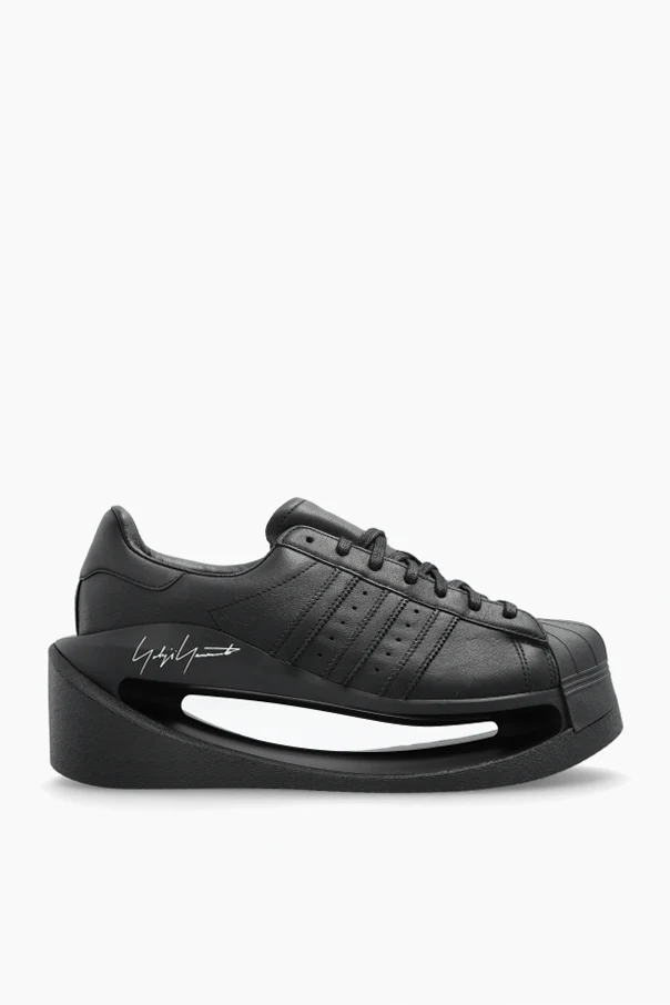 BLACK "Gendo Superstar" sports shoes