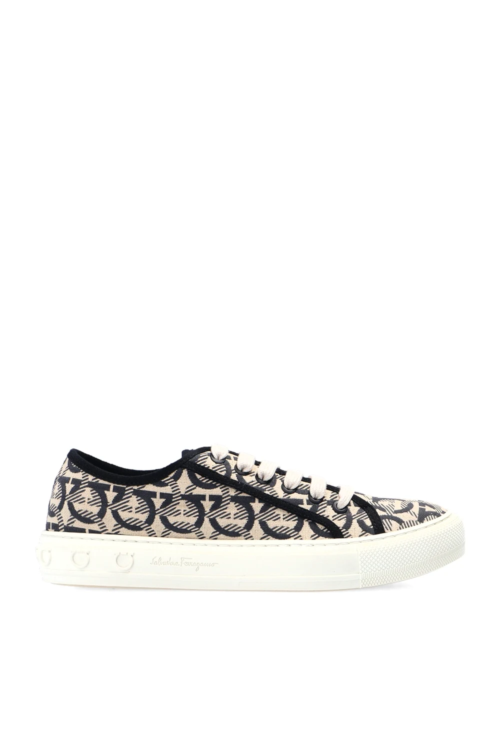 ‘Wimbledon’ sneakers