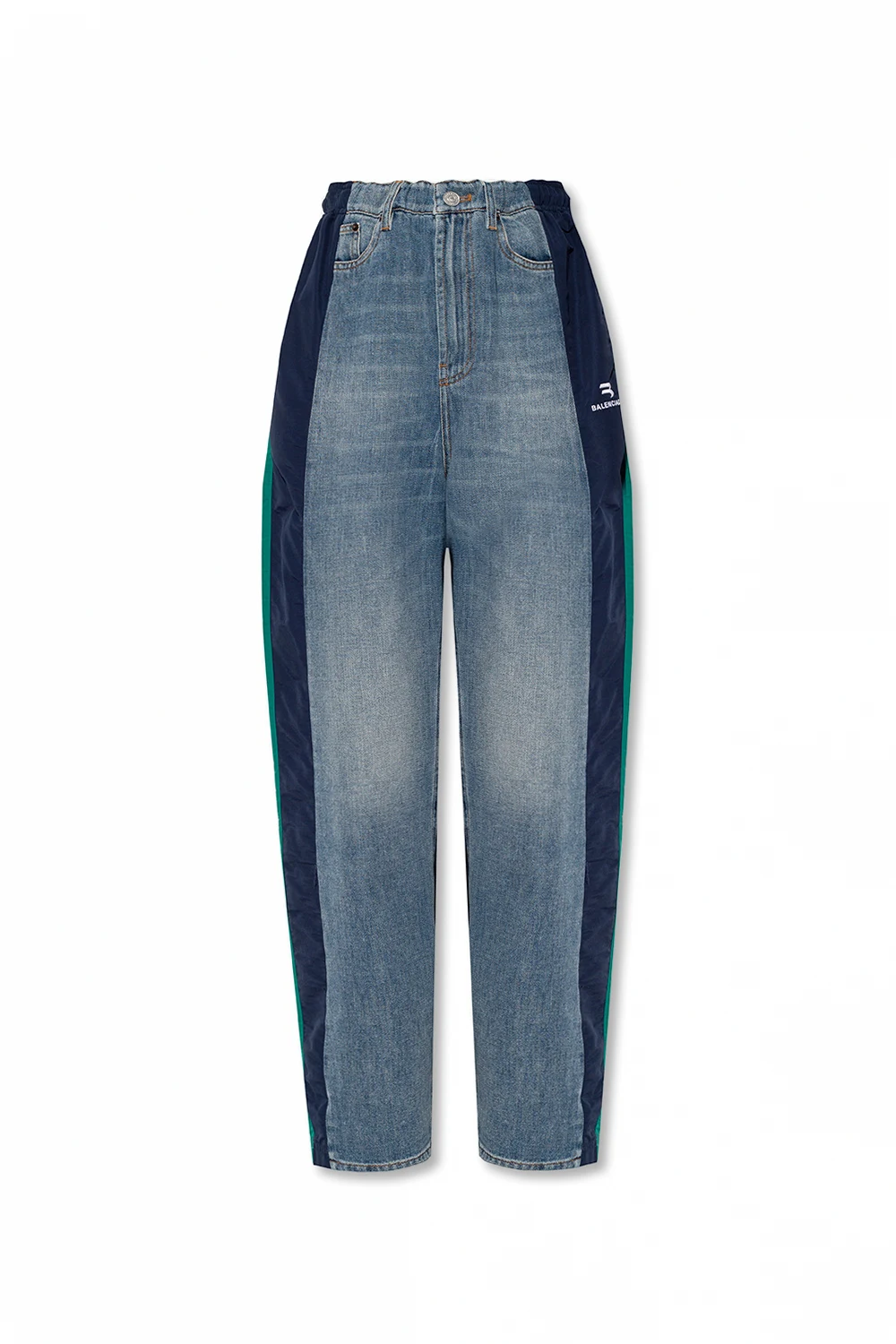 Wide-legged trousers