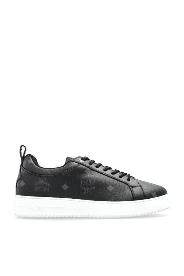 BLACK Sports shoes