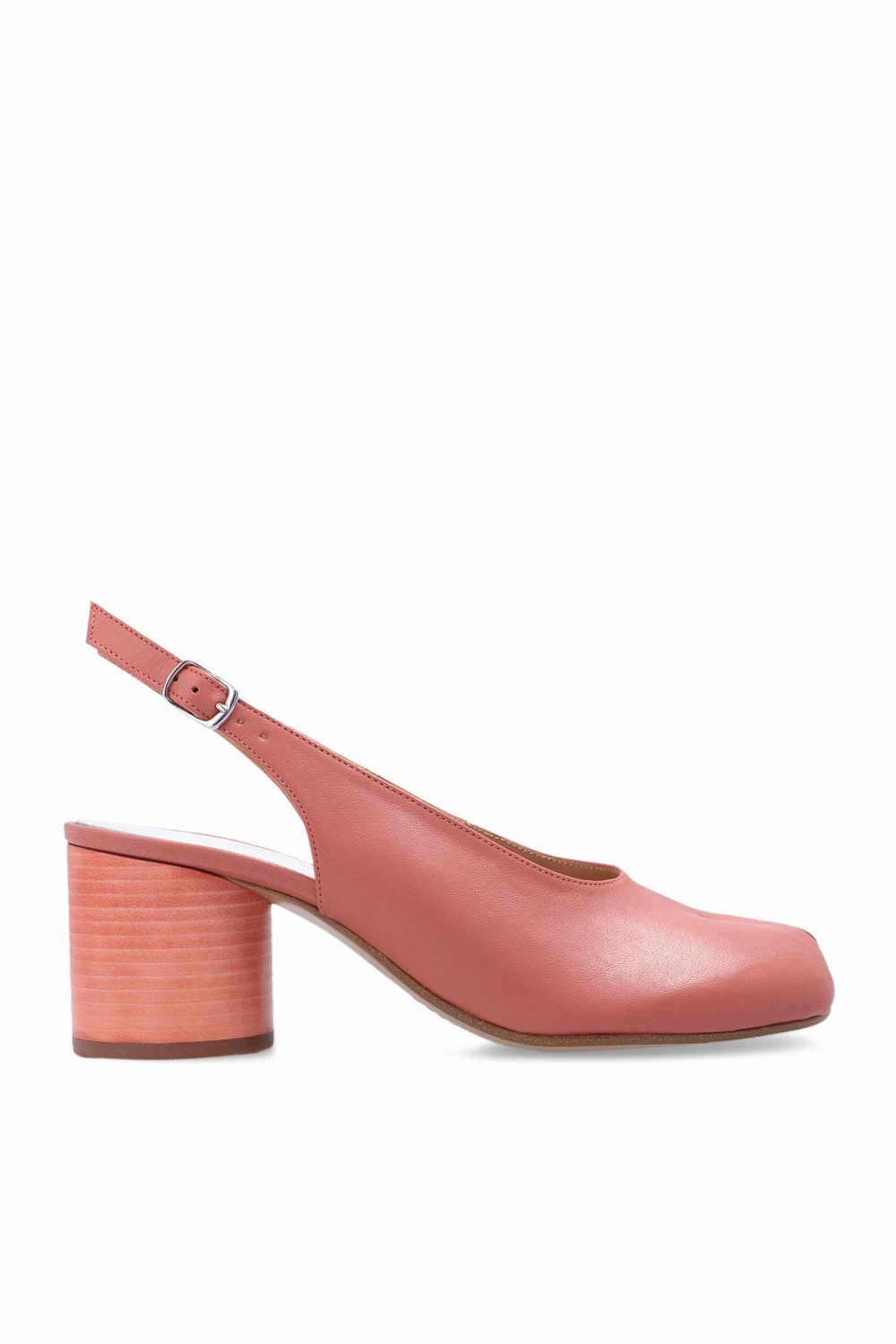 ‘Tabi’ pumps