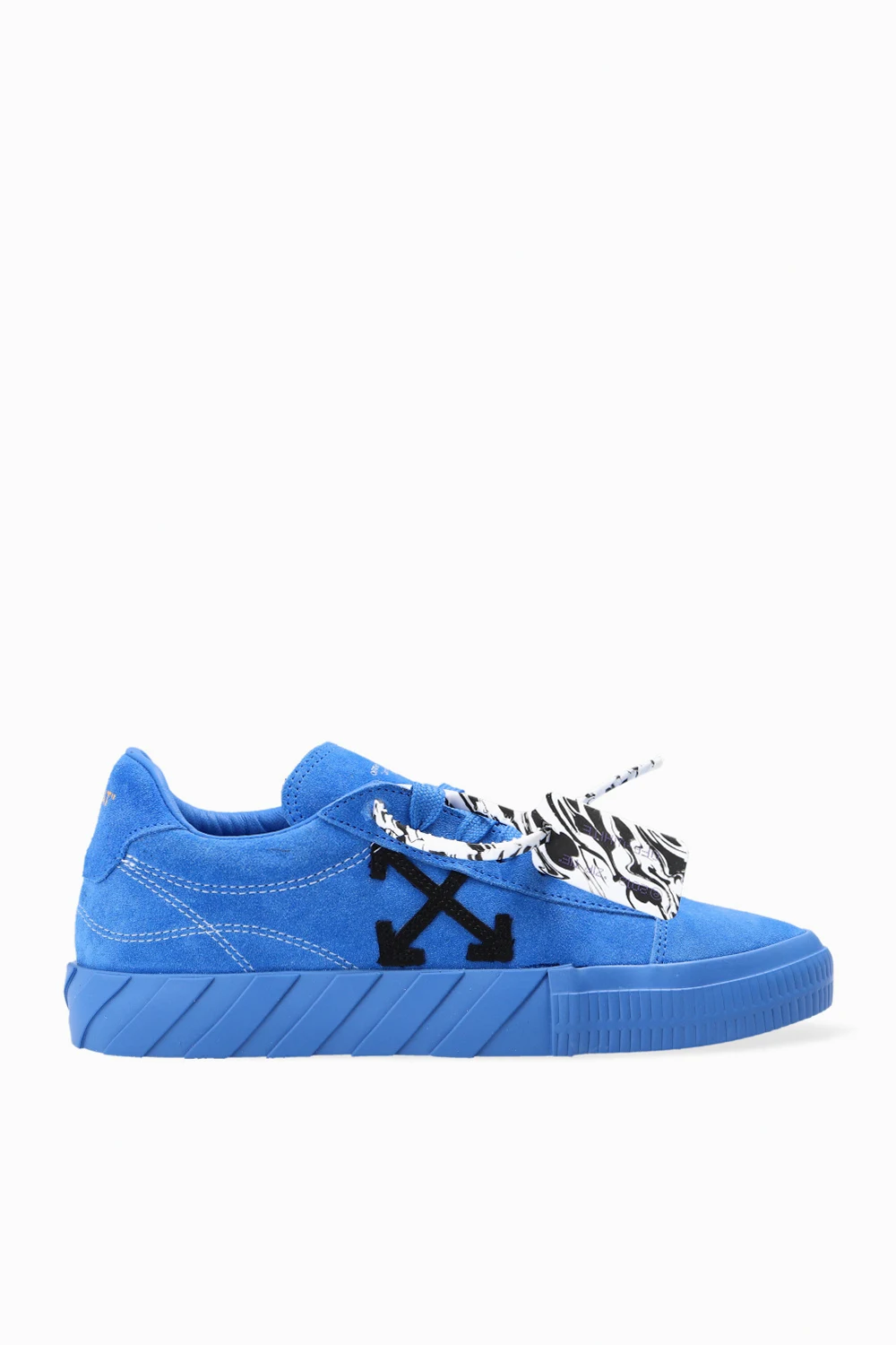 ‘Low Vulcanized’ sneakers