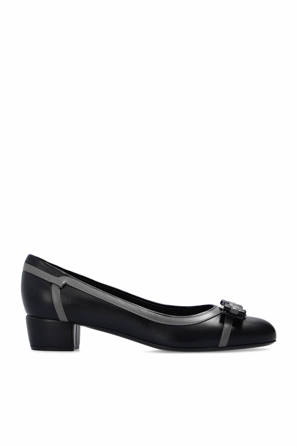 ‘Vara’ heeled pumps