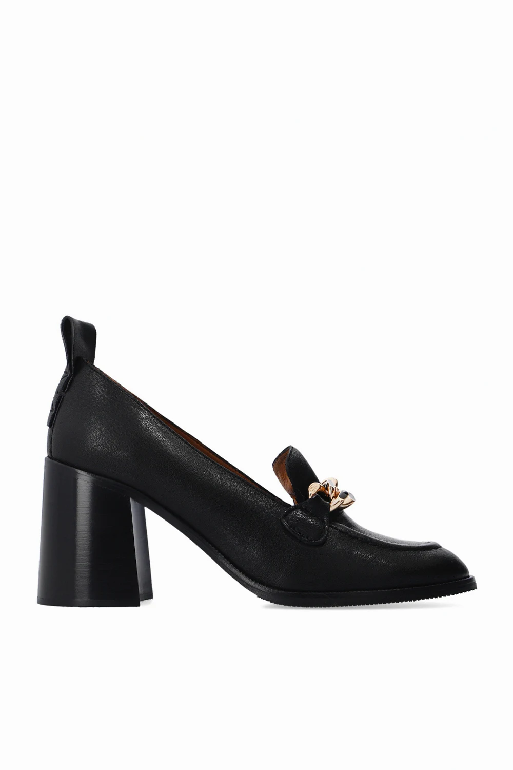 Leather pumps