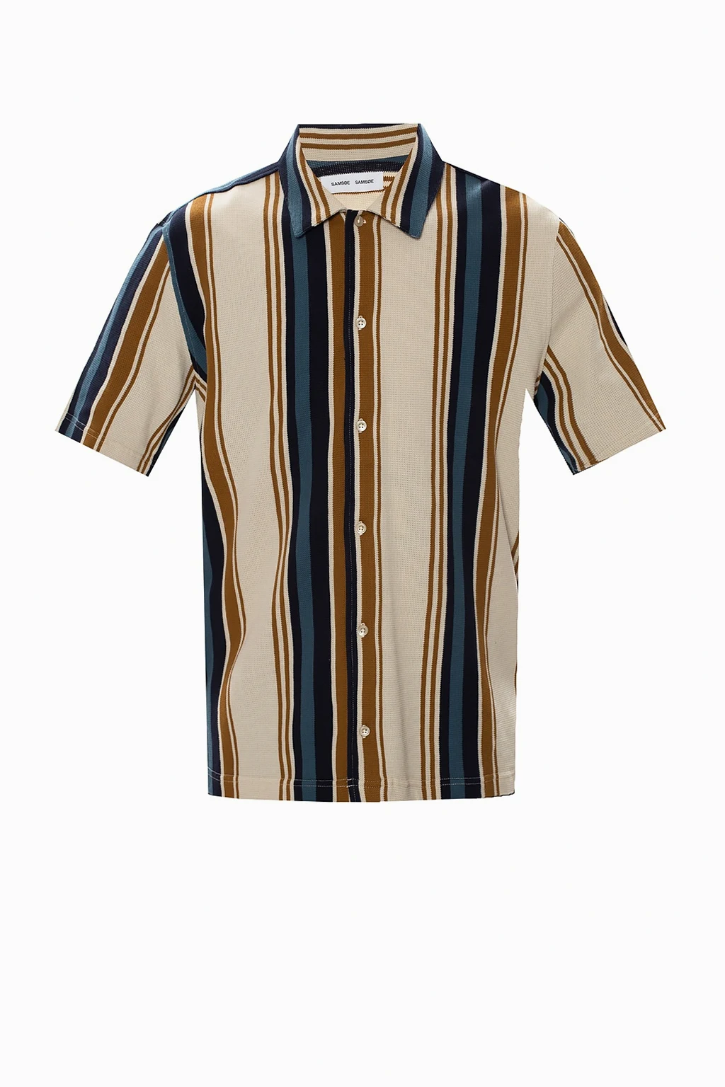 Patterned shirt with short sleeves
