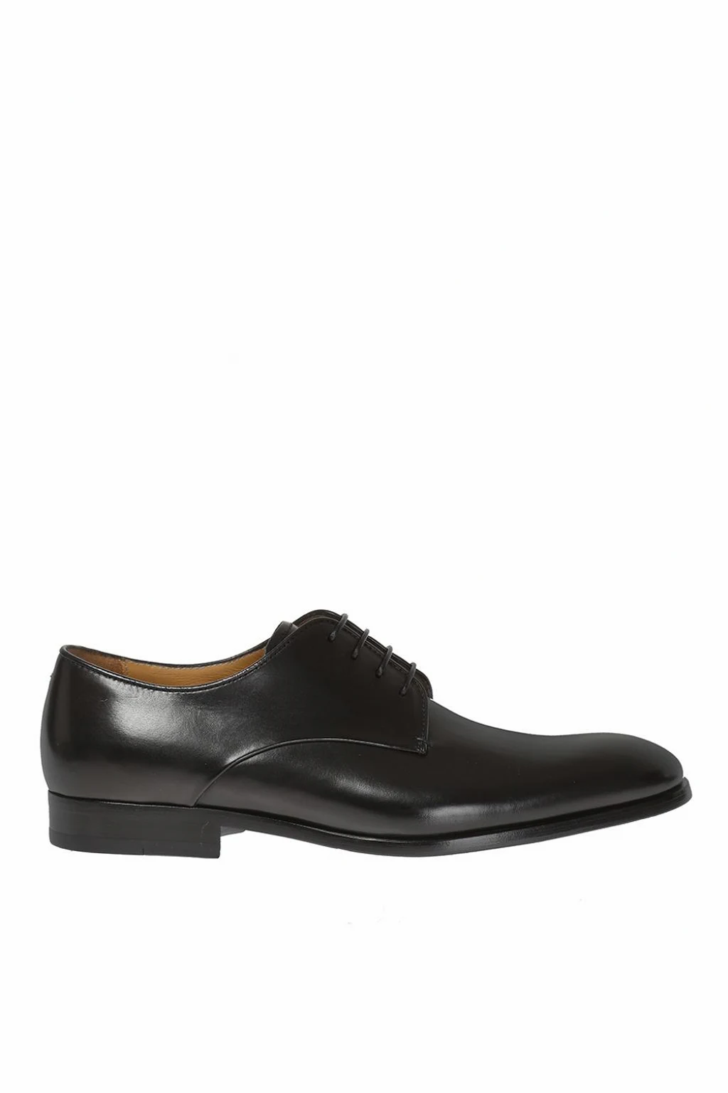Sznurowane buty