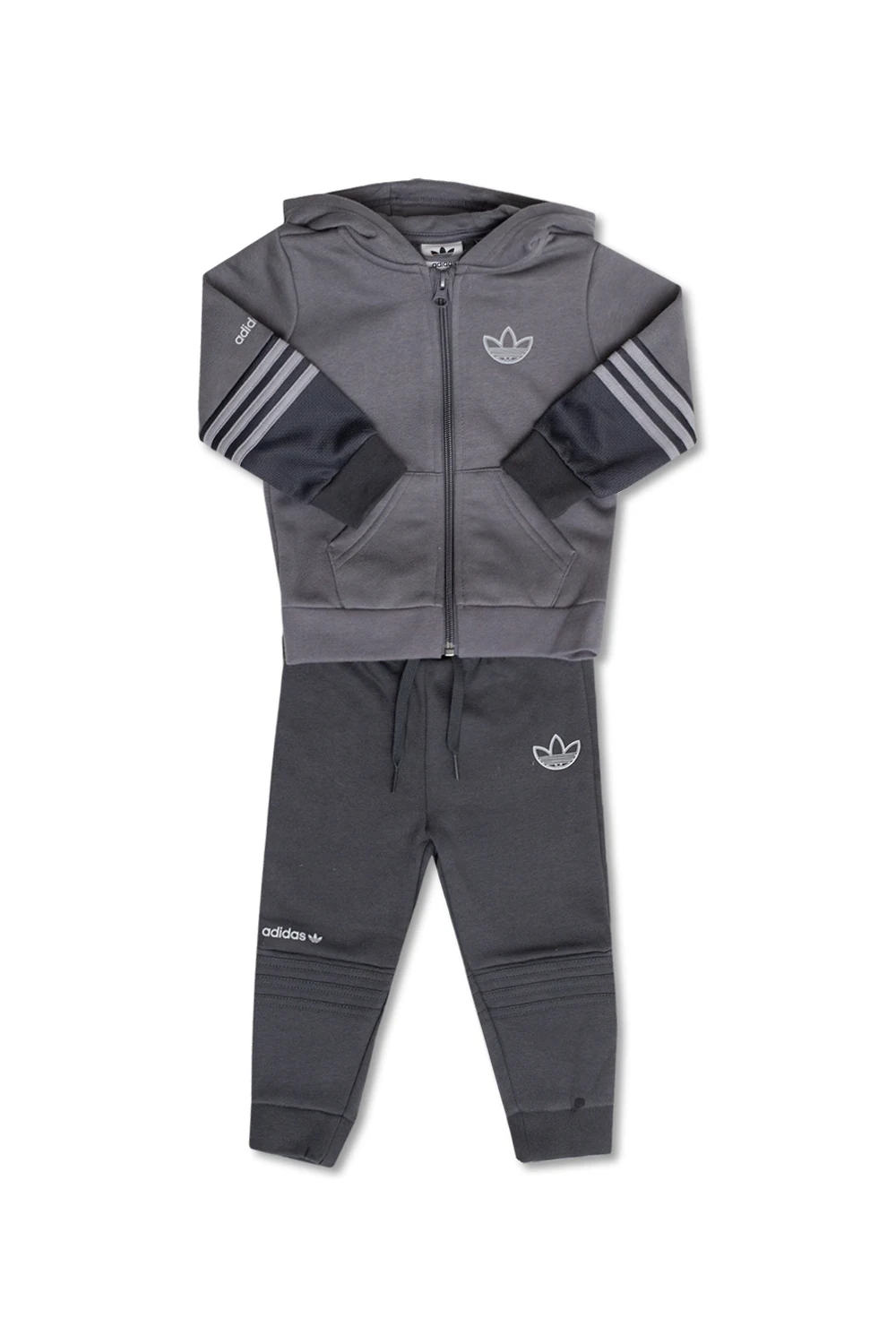 Sweatsuit with logo