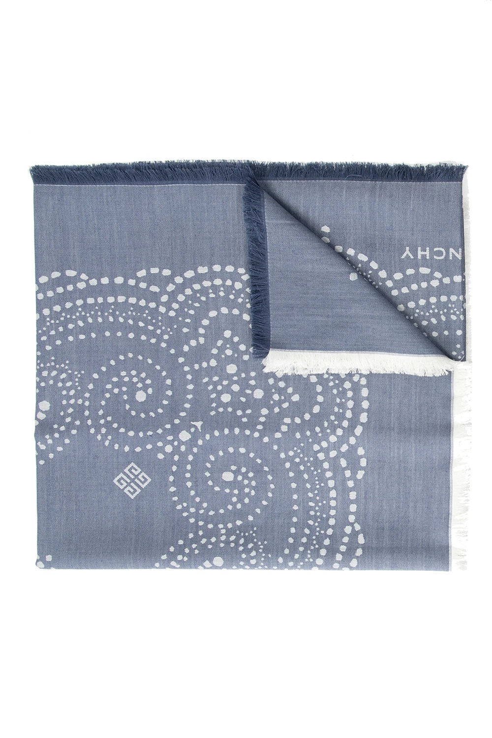 Shawl with logo